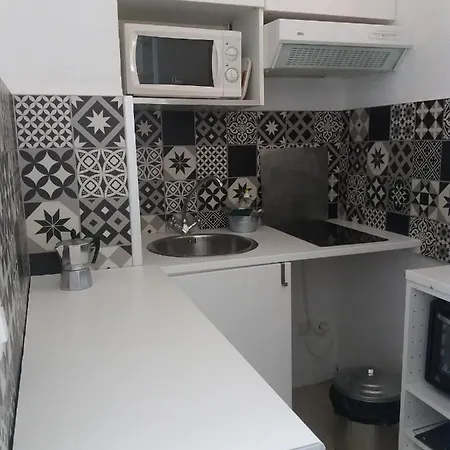 Apartment Studio Cabine Avec Jardin Presqu'ile De Giens Hyeres
